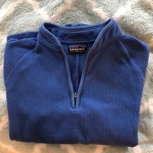 patagonia blue quarter zip